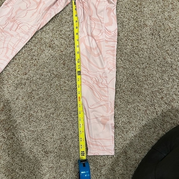 GymShark Women’s Leggings Pink Swirl Size M - Picture 8 of 9